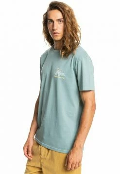 Remise ✔️ Quiksilver SLOW MOVER - T-shirt Imprimé - Sea Pine ❤️ 7 Remise ✔️ Quiksilver SLOW MOVER - T-shirt Imprimé - Sea Pine ❤️ -Quiksilver Soldes Boutique 0a5ca557e9e3460890feeeb2588501e1