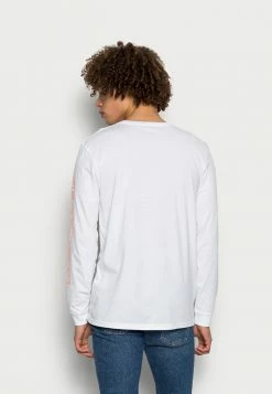 Les meilleures critiques de 🔔 Quiksilver OMNI LOGO - T-shirt à Manches Longues - White 🔥 -Quiksilver Soldes Boutique 1f346bd1fb2b4932a17ddd0d82647ea7