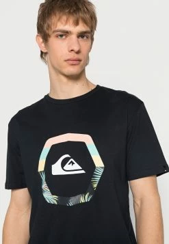 Acheter 👍 Quiksilver UP RISE - T-shirt Imprimé - Black 🎉 -Quiksilver Soldes Boutique 3e61e05cd974493bbee42f843c193123