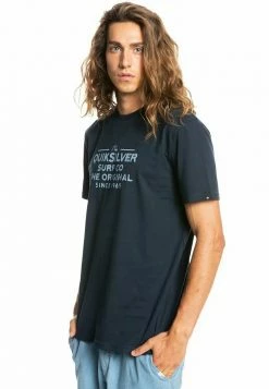 De gros ⌛ Quiksilver FEEDING LINE MANCHES COURTES - T-shirt Imprimé - Navy Blazer 😀 -Quiksilver Soldes Boutique 5dfda1defeb446aabbd24e12ac82b195