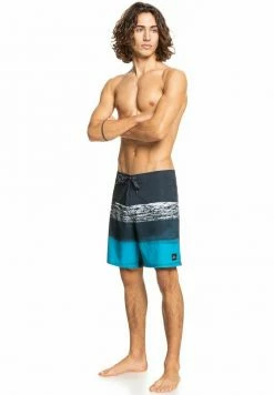 De gros 😍 Quiksilver Short - Tarmac 🤩 -Quiksilver Soldes Boutique 69ed39adfef942d59cbd54b50322c7ce