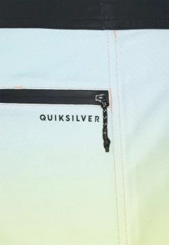 Remise 🎉 Quiksilver SURFSILK NEW WAVE - Short De Bain - Blue Light 😀 -Quiksilver Soldes Boutique 6b3fb90ea53f4f35959846996f5609f6