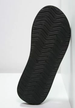 Nouveau 🧨 Quiksilver MONKEY ABYSS - Tongs - Demitasse 👍 10 Nouveau 🧨 Quiksilver MONKEY ABYSS - Tongs - Demitasse 👍 -Quiksilver Soldes Boutique 6b94cece967a47ea8ec3cd8b83c1bf8a