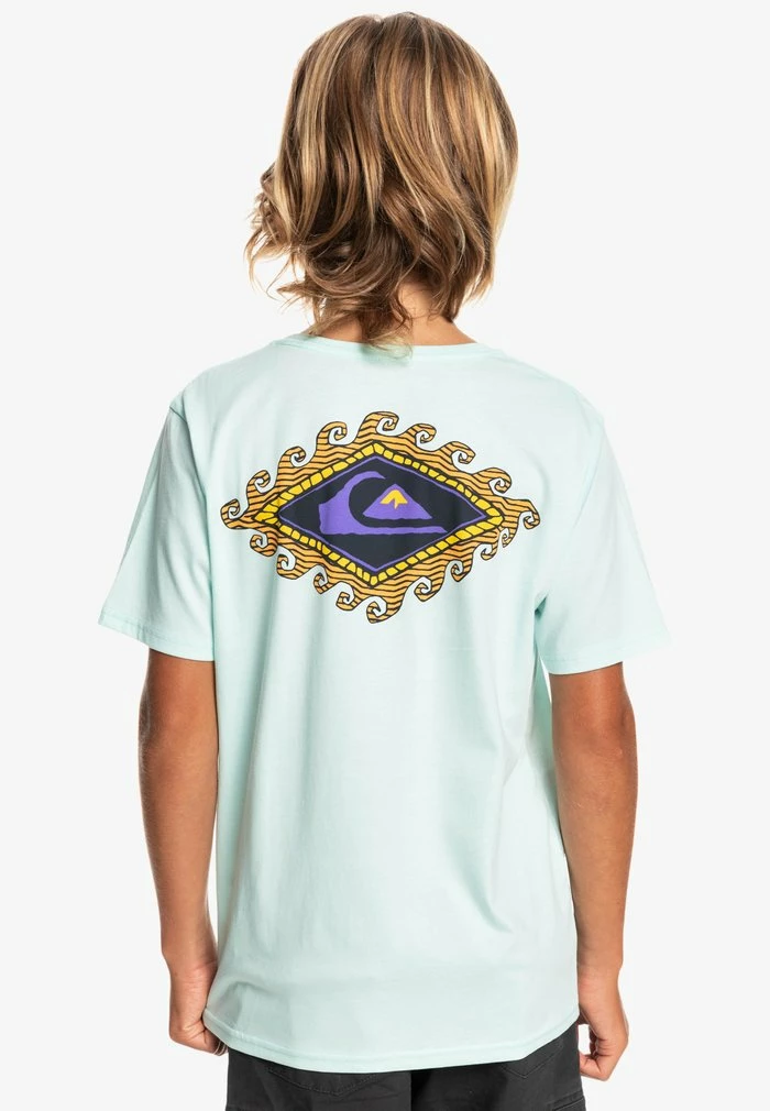 Tout neuf 😀 Quiksilver MYTHIC LIMITS MANCHES COURTES - T-shirt Imprimé - Blue Glass ✔️ 2 Tout neuf 😀 Quiksilver MYTHIC LIMITS MANCHES COURTES - T-shirt Imprimé - Blue Glass ✔️ – Image 2