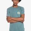 Offres 🔥 Quiksilver HOW ARE YOU FEELING - T-shirt Imprimé - Sea Pine 🔔
