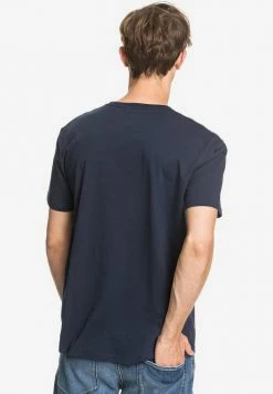 Nouveau 🎉 Quiksilver COMPLOGOSS - T-shirt Imprimé - Navy 🎉 7 Nouveau 🎉 Quiksilver COMPLOGOSS - T-shirt Imprimé - Navy 🎉 -Quiksilver Soldes Boutique 8b6fb9ac3cae491b96aeb944cd6e3def
