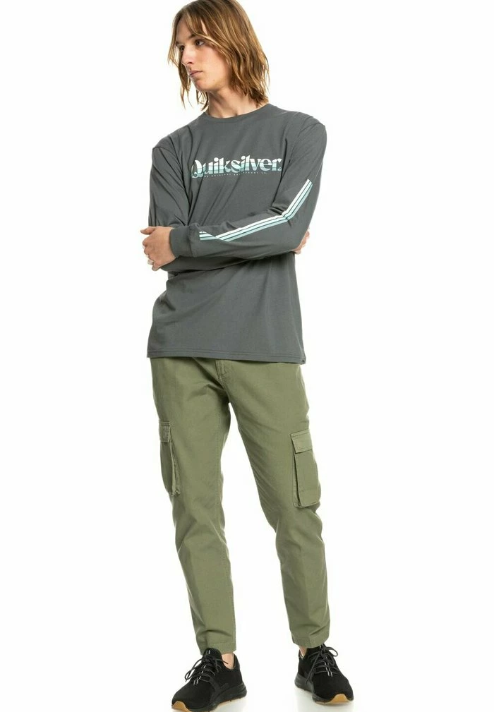 Offres 💯 Quiksilver PRIMARY COLOURS - T-shirt à Manches Longues - Iron Gate 🎉 2 Offres 💯 Quiksilver PRIMARY COLOURS - T-shirt à Manches Longues - Iron Gate 🎉 – Image 2