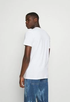 De gros 🧨 Quiksilver COMP LOGO SS - T-shirt Imprimé - White 🌟 8 De gros 🧨 Quiksilver COMP LOGO SS - T-shirt Imprimé - White 🌟 -Quiksilver Soldes Boutique b35092acc31a47458234c5b2628df82c