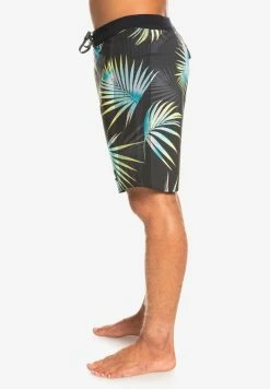 Meilleure affaire ✔️ Quiksilver HIGHLITE ARCH - Short De Bain - Multicolored 🎉 -Quiksilver Soldes Boutique d64c576d1b01428d9dff04313d1e2330