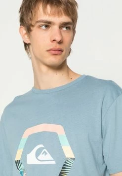 Les meilleures critiques de 👍 Quiksilver UP RISE - T-shirt Imprimé - Faded Denim 🔔 -Quiksilver Soldes Boutique dd1e4bab2b11453eb585f456aa45a8c3